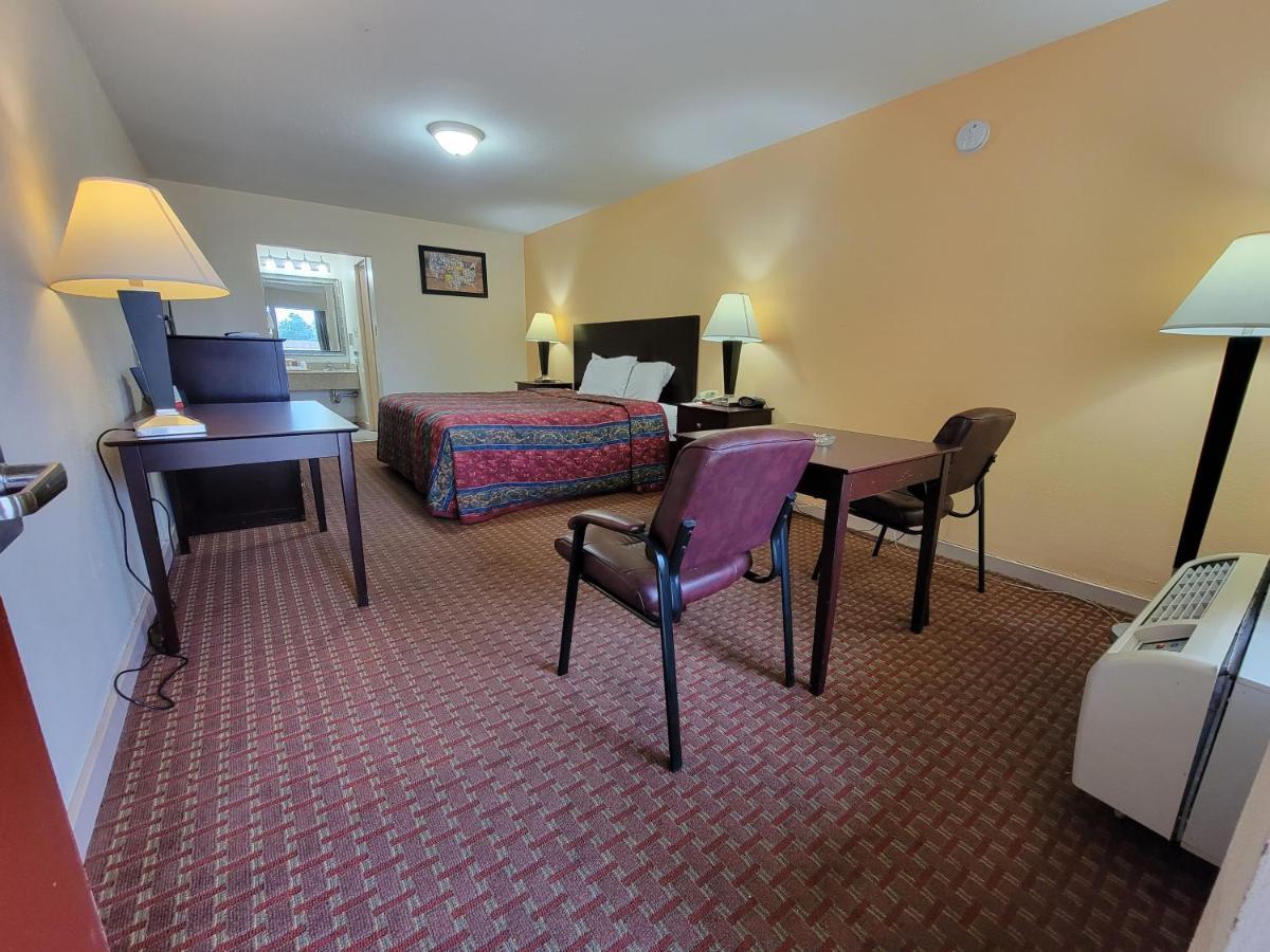 בילוקסי Twin Star Lodge מראה חיצוני תמונה