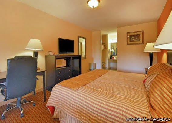 בילוקסי Twin Star Lodge מראה חיצוני תמונה